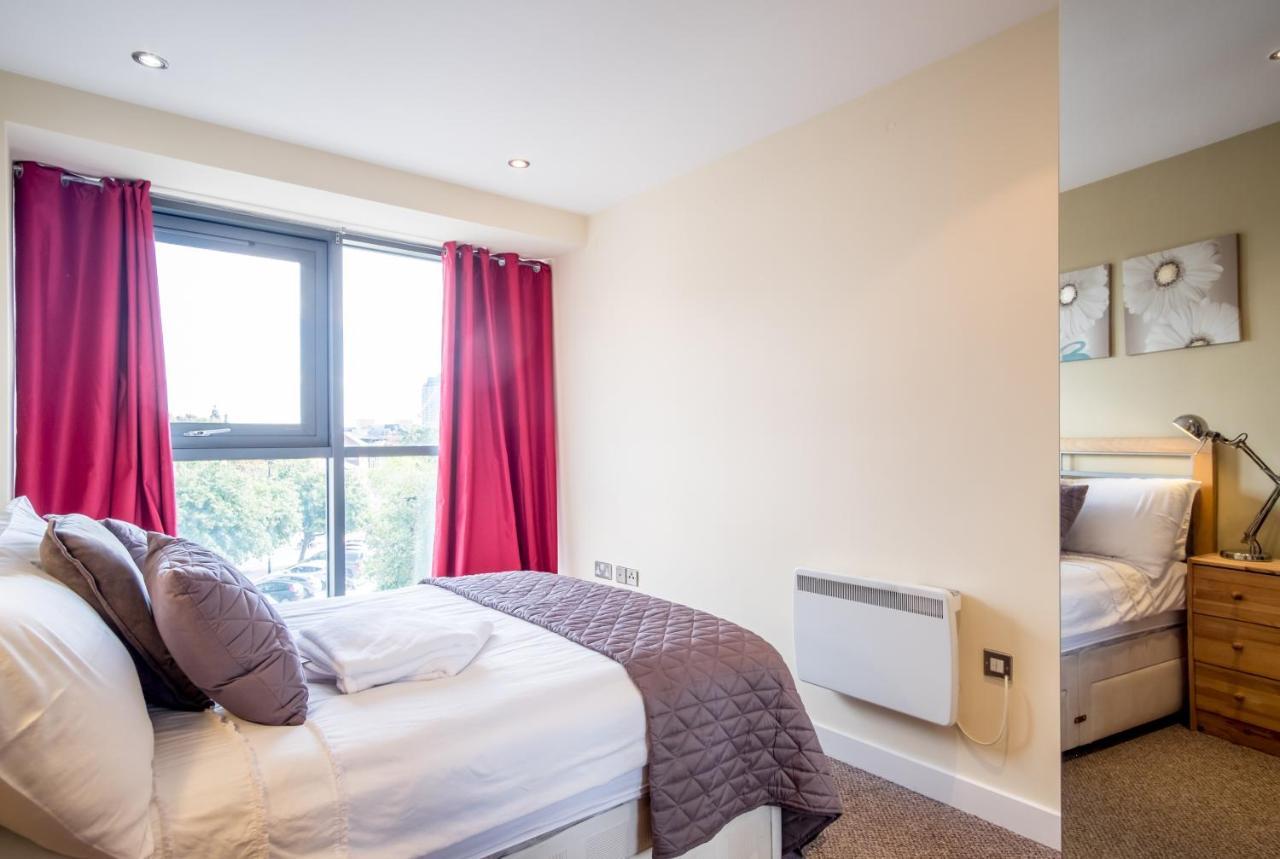 City One Bedroom Apartment With Juliet Balcony In West One - Parking Possible シェフィールド エクステリア 写真